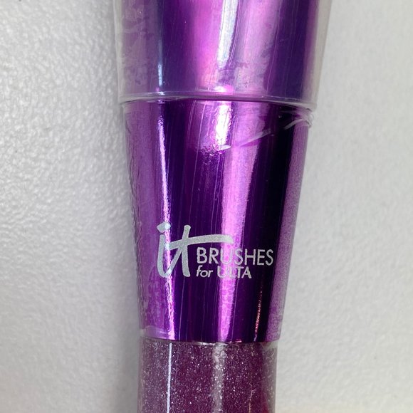 it Cosmetics Show Your Pride Limited Edition Brush - Picture 2 of 5